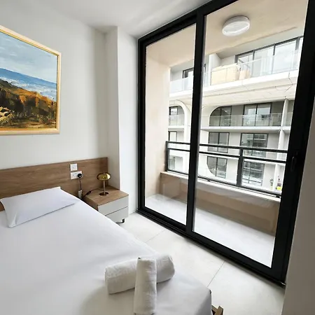 Paceville Premium Getaway Διαμέρισμα